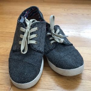 Toms Herringbone Kicks